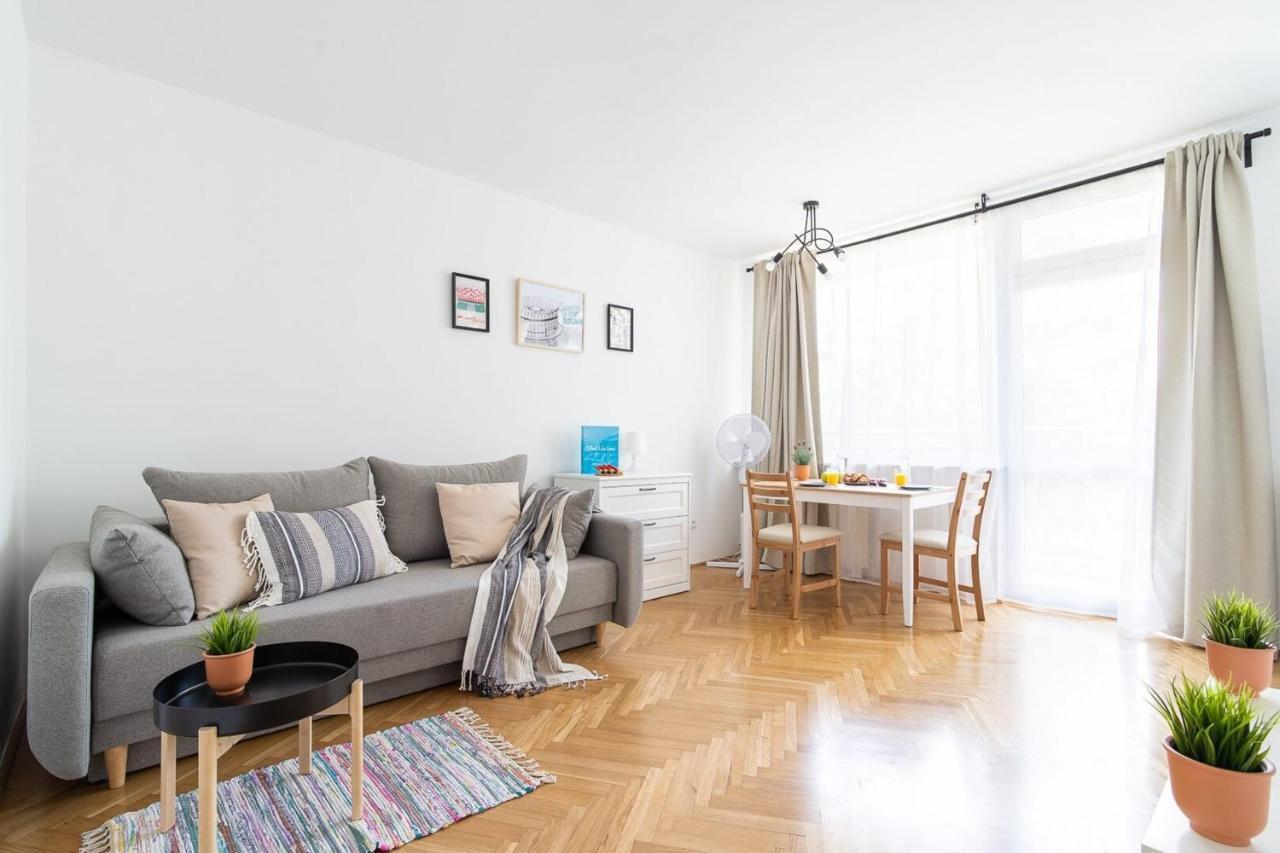 Rent Like Home - Pawia 36 Варшава Екстериор снимка