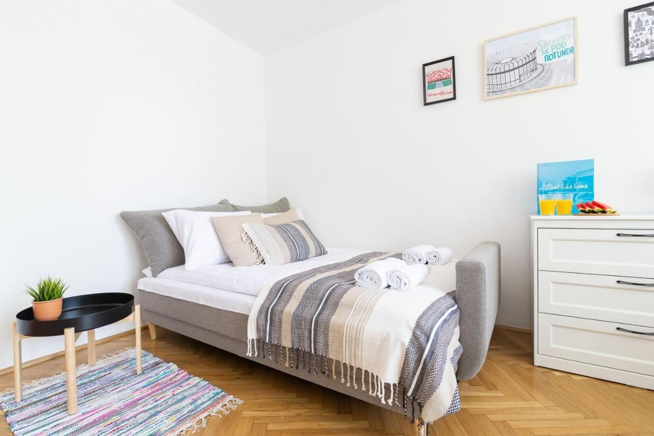 Rent Like Home - Pawia 36 Варшава Екстериор снимка