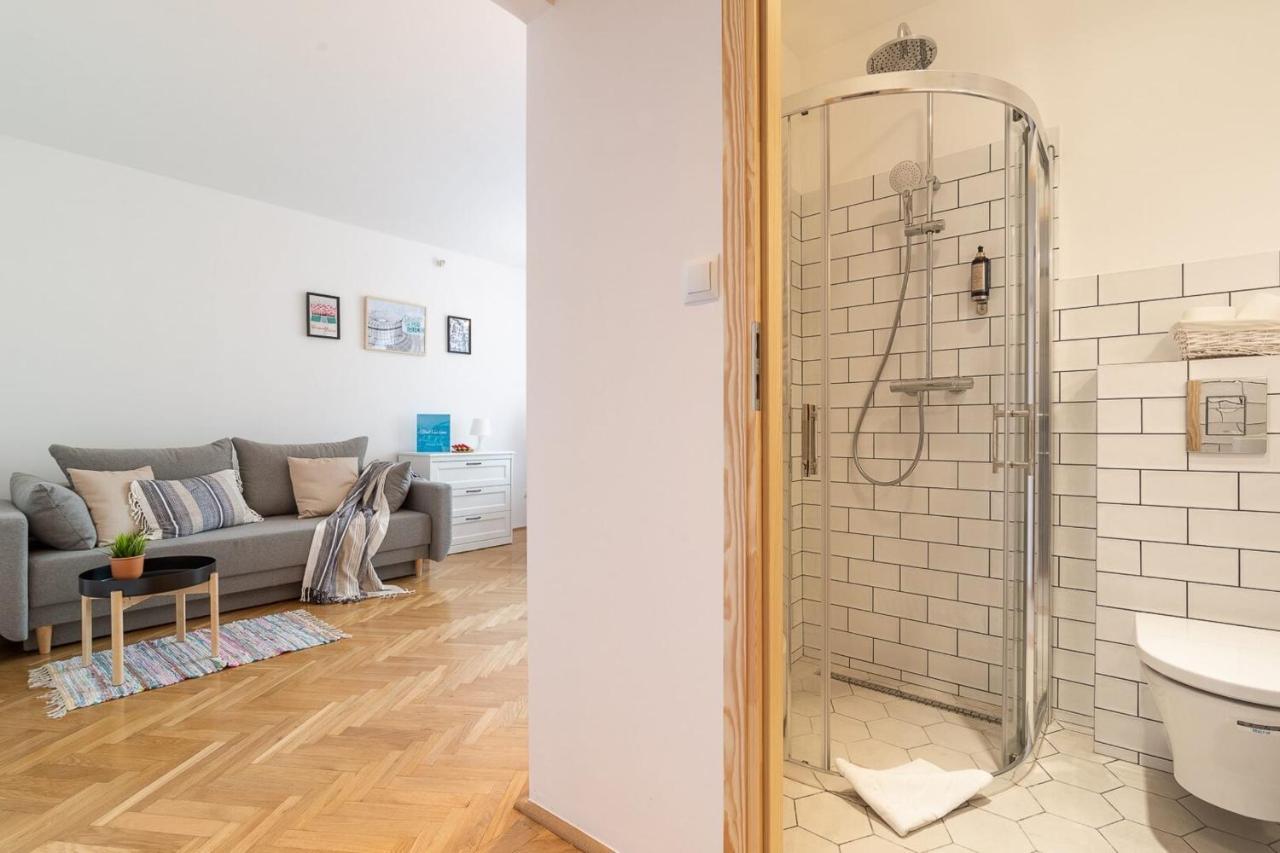 Rent Like Home - Pawia 36 Варшава Екстериор снимка
